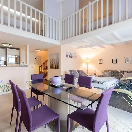 Le Rimbaud Splendide Duplex Dans Le Suquet, Pres Des Plages Et Du Palais Des Festivals Apartamento *
