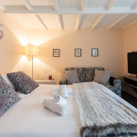 Le Rimbaud Splendide Duplex Dans Le Suquet, Pres Des Plages Et Du Palais Des Festivals *